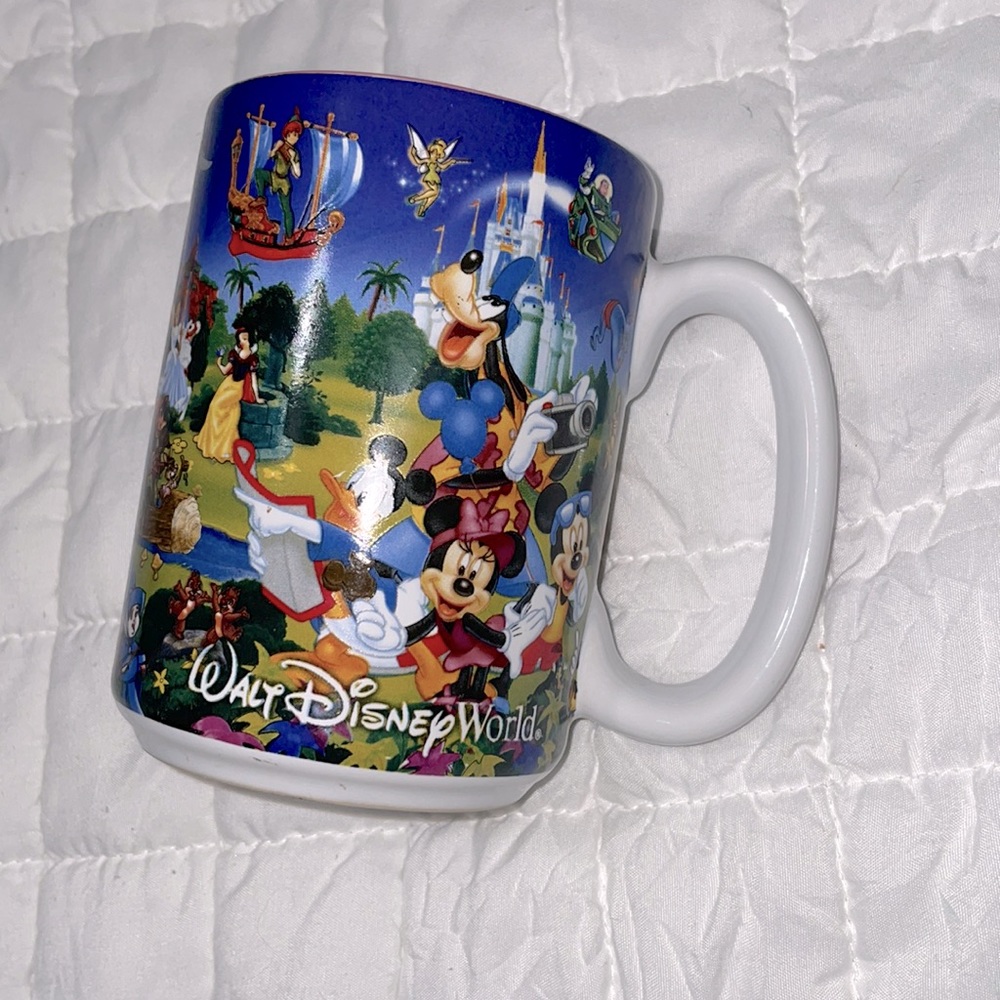 Disney Parks MOM mug